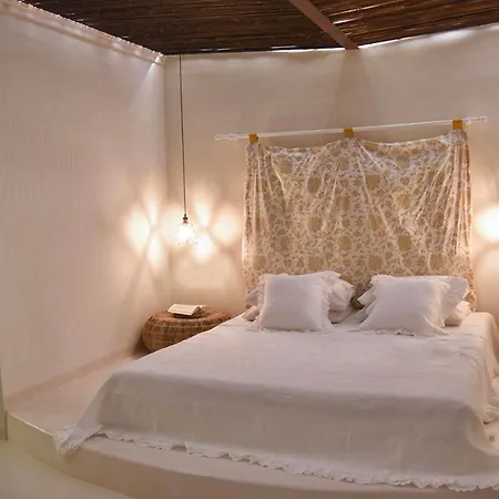 Elefthia Syros - Luxury & Мегас-Ялос-Нитес