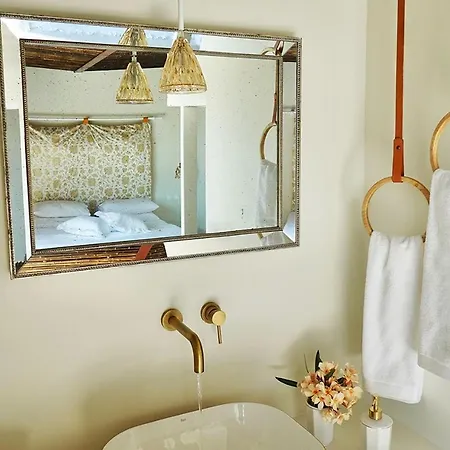 Elefthia Syros - Luxury & Отель *